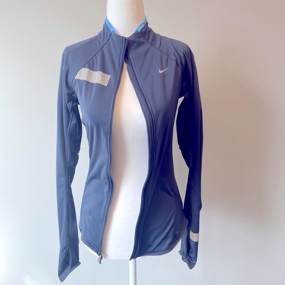 Nike Dry Fit Zip Up Jacket. Size XS. Like new!